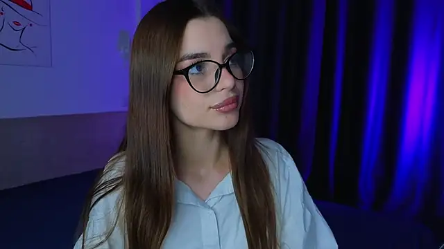Snapshot of LauraHansil chatting on 24, 5, 2026 LauraHansil online show from 24, 5, 2026