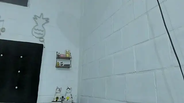 Snapshot of sexynova_93 chatting on 14, 7, 2026 sexynova 93 online show from 14, 7, 2026