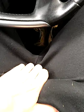 Snapshot of BigCurtis_D chatting on 4, 11, 2025 BigCurtis D online show from 4, 11, 2025