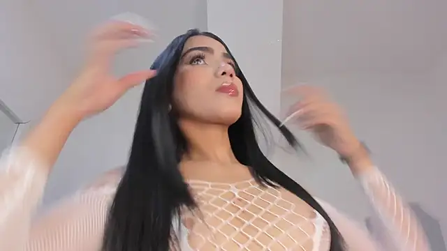 roxana scott1 online show from 2, 4, 2026