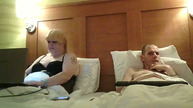 Sylviastar46 online show from 1, 12, 2025