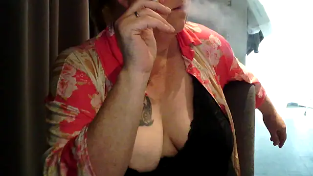 Snapshot of Sylviastar46 chatting on 3, 6, 2026 Sylviastar46 online show from 3, 6, 2026