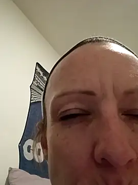 Karebearz1 online show from 20, 11, 2025