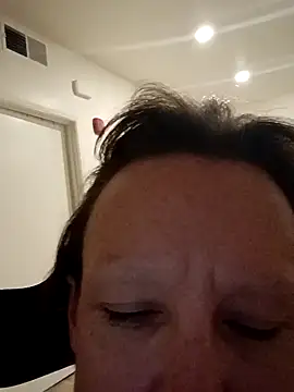 Karebearz1 online show from 28, 3, 2026