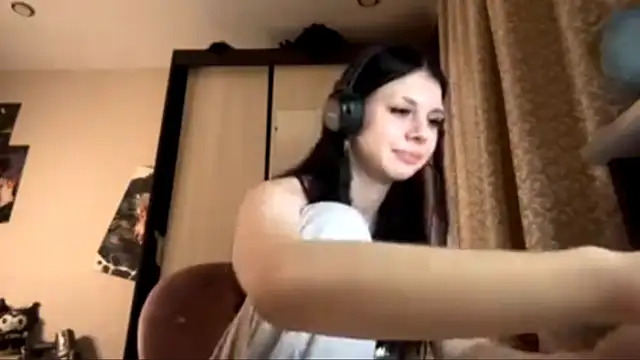 Snapshot of AnGallo chatting on 16, 11, 2025 AnGallo online show from 16, 11, 2025