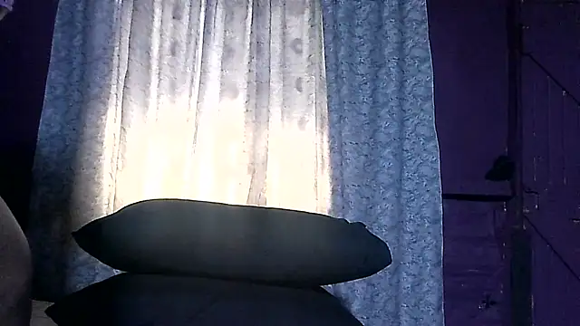 Snapshot of BLACKMALF chatting on 10, 7, 2026 BLACKMALF online show from 10, 7, 2026