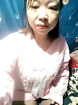 Snapshot of julybe chatting on 29, 11, 2025 julybe online show from 29, 11, 2025