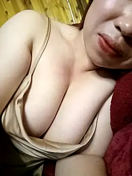 julybe online show from 30, 3, 2026