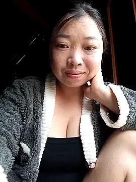 Snapshot of julybe chatting on 29, 4, 2026 julybe online show from 29, 4, 2026