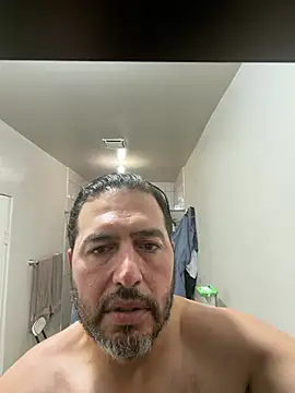 Snapshot of ezrah23 chatting on 13, 3, 2026 ezrah23 online show from 13, 3, 2026