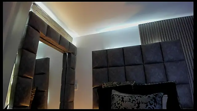 Snapshot of BrigitteVons chatting on 1, 6, 2026 BrigitteVons online show from 1, 6, 2026