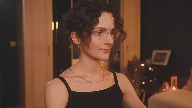 Snapshot of _arta_ chatting on 4, 12, 2025 arta online show from 4, 12, 2025