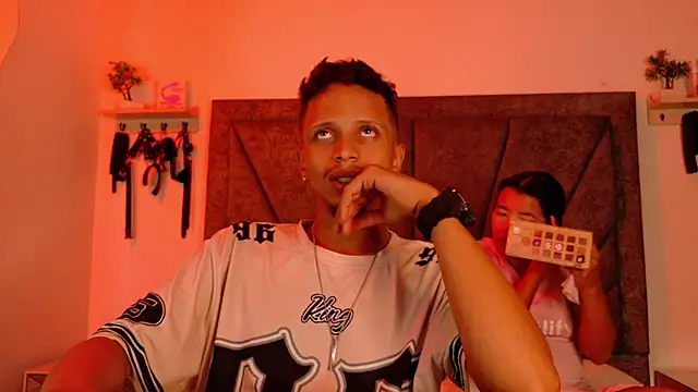 DamianandEva online show from 10, 4, 2026