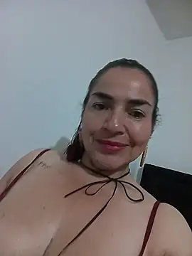 Snapshot of MaryRoze_ chatting on 9, 11, 2025 MaryRoze online show from 9, 11, 2025