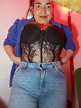 Snapshot of MaryRoze_ chatting on 19, 12, 2025 MaryRoze online show from 19, 12, 2025