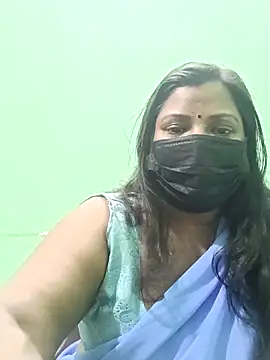 Snapshot of tamil_Nithya_J chatting on 16, 12, 2025 tamil Nithya J online show from 16, 12, 2025
