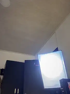 Snapshot of Natural_BIGASS_Nina chatting on 21, 11, 2025 Natural BIGASS Nina online show from 21, 11, 2025