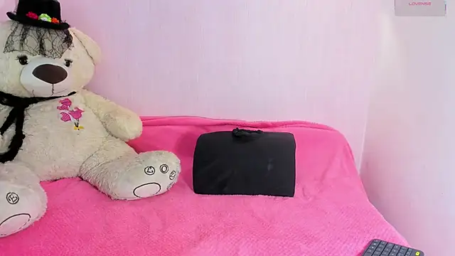 Little arii online show from 15, 11, 2025