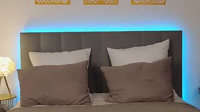 Snapshot of adele_armass chatting on 12, 11, 2025 adele armass online show from 12, 11, 2025