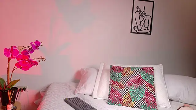 SeleneNova online show from 15, 5, 2026