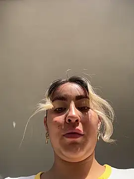 Elina Hills online show from 26, 2, 2026