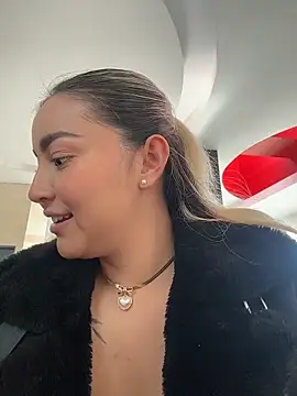 Elina Hills online show from 19, 3, 2026