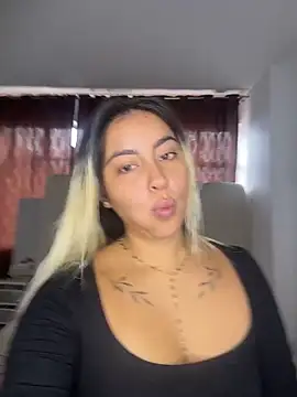 Snapshot of Elina_Hills chatting on 14, 5, 2026 Elina Hills online show from 14, 5, 2026