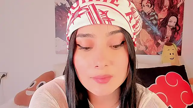 Snapshot of EvangelineLeblanc chatting on 6, 11, 2025 EvangelineLeblanc online show from 6, 11, 2025