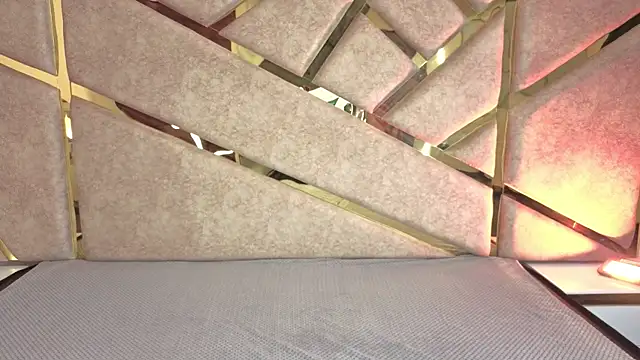 Snapshot of Frrreyaa chatting on 5, 12, 2025 Frrreyaa online show from 5, 12, 2025