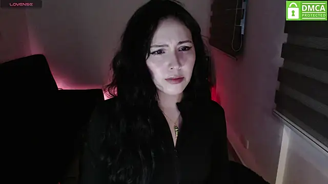 Snapshot of just_meko chatting on 28, 4, 2026 just meko online show from 28, 4, 2026