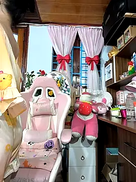 Snapshot of Okleotina9 chatting on 21, 11, 2025 Okleotina9 online show from 21, 11, 2025