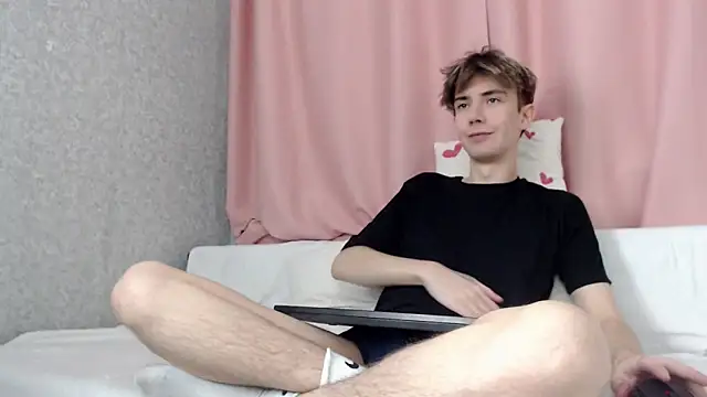 Harvey foster online show from 18, 12, 2025