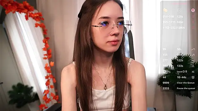 Snapshot of tinyanie chatting on 16, 11, 2025 tinyanie online show from 16, 11, 2025