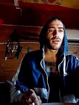 Snapshot of Alicantino69 chatting on 16, 11, 2025 Alicantino69 online show from 16, 11, 2025