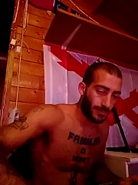 Snapshot of Alicantino69 chatting on 26, 11, 2025 Alicantino69 online show from 26, 11, 2025