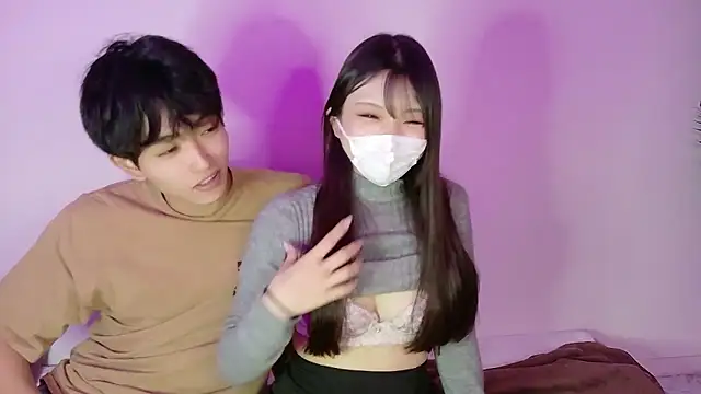 Snapshot of ferateku_rikachan chatting on 16, 12, 2025 ferateku rikachan online show from 16, 12, 2025