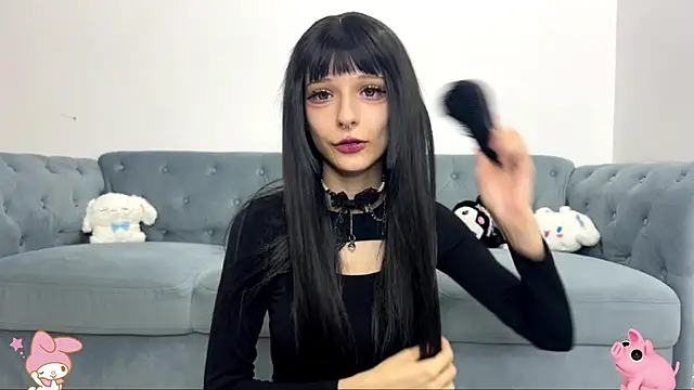 Snapshot of YunaBlossomy chatting on 5, 11, 2025 YunaBlossomy online show from 5, 11, 2025