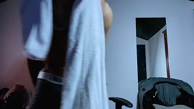 Snapshot of 3v1l chatting on 9, 11, 2025 3v1l online show from 9, 11, 2025