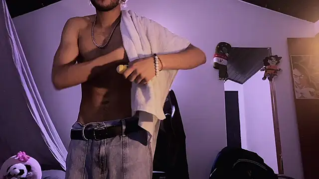 Snapshot of 3v1l chatting on 20, 11, 2025 3v1l online show from 20, 11, 2025