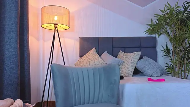 Snapshot of kinkyzoe20 chatting on 3, 11, 2025 kinkyzoe20 online show from 3, 11, 2025