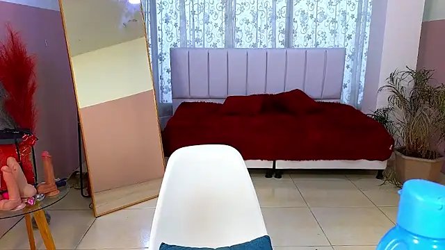 malen fitnessmilf online show from 1, 6, 2026