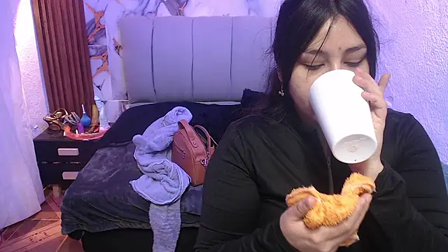 Snapshot of lehia_285 chatting on 22, 11, 2025 lehia 285 online show from 22, 11, 2025