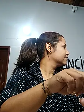 Samaraa Lee online show from 18, 11, 2025