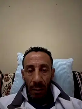 Snapshot of walide100000 chatting on 19, 4, 2026 walide100000 online show from 19, 4, 2026