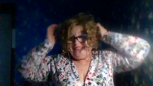 Snapshot of Milaniya606 chatting on 18, 11, 2025 Milaniya606 online show from 18, 11, 2025