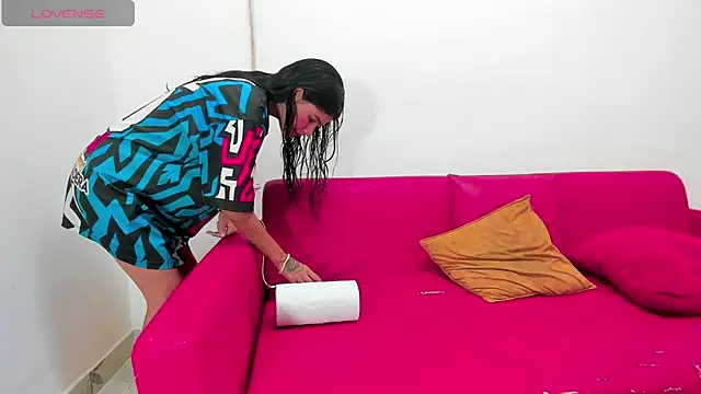 Snapshot of destruction_group_69 chatting on 1, 12, 2025 destruction group 69 online show from 1, 12, 2025