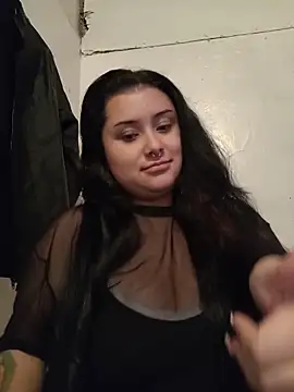 CurvyNoir online show from 28, 4, 2026