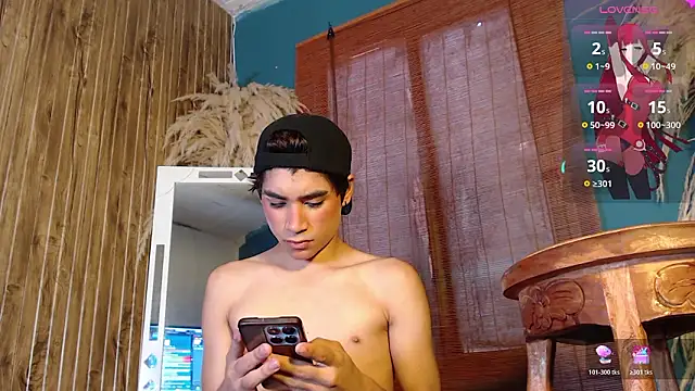 Leo Glow online show from 4, 2, 2026