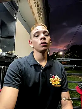 Snapshot of Dylams_maja chatting on 22, 11, 2025 Dylams maja online show from 22, 11, 2025