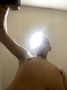 Snapshot of Dylams_maja chatting on 17, 12, 2025 Dylams maja online show from 17, 12, 2025